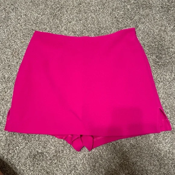 Express Hot Pink Women's Skorts - Picture 5 of 5